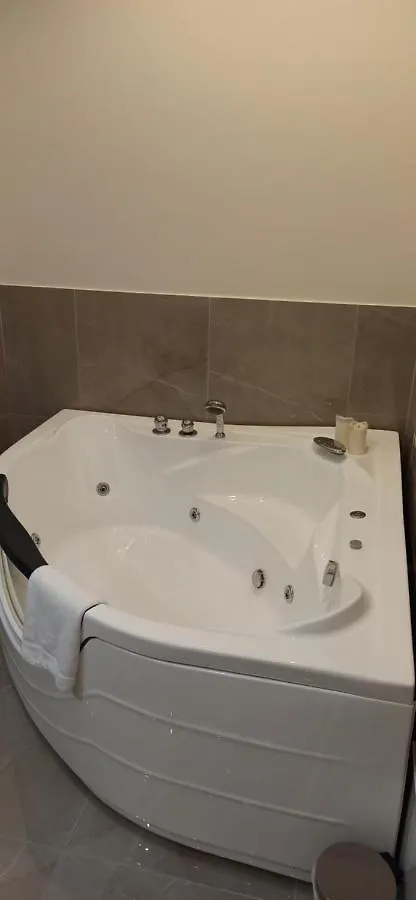 *** Affittacamere Hotel Amaris Palermo Italia